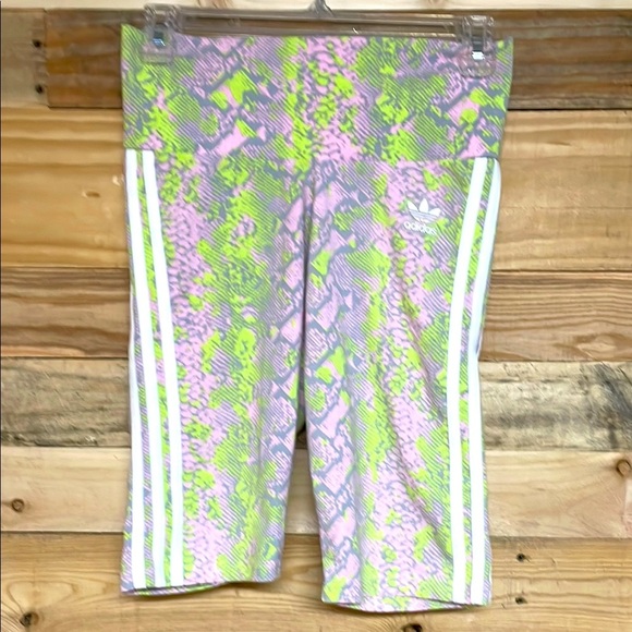 Adidas size Small Pink & Green Snakeskin Print Soft and Stretchy Legging Shorts - Picture 1 of 7